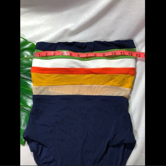 NEW $148‎ Robin Piccone Casey Colorblock One-piece - Picture 4 of 9